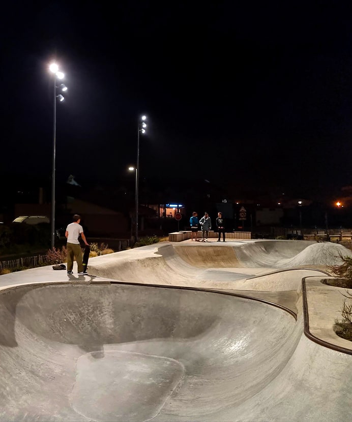 Luminaires sur skatepark